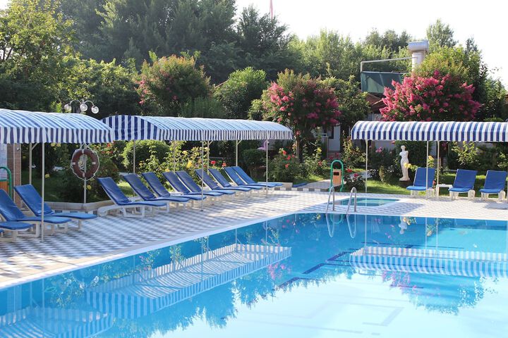 Pool 7 of 66