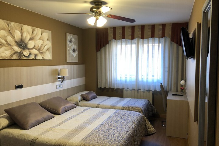 Room 5 of 34