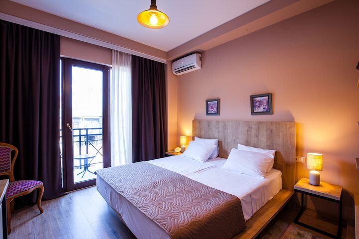 Room 21 of 59