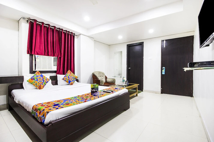 Room 3 of 24