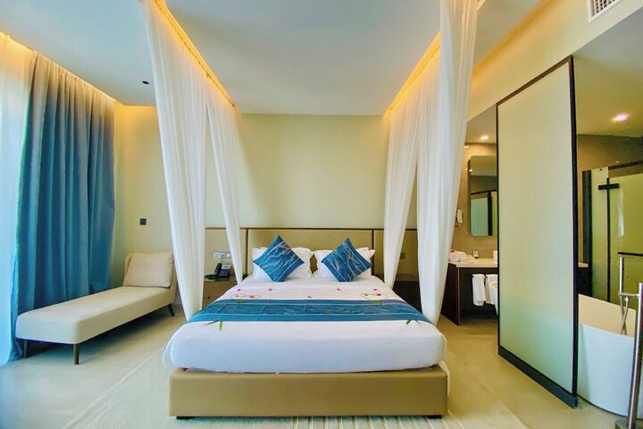 Room 57 of 120