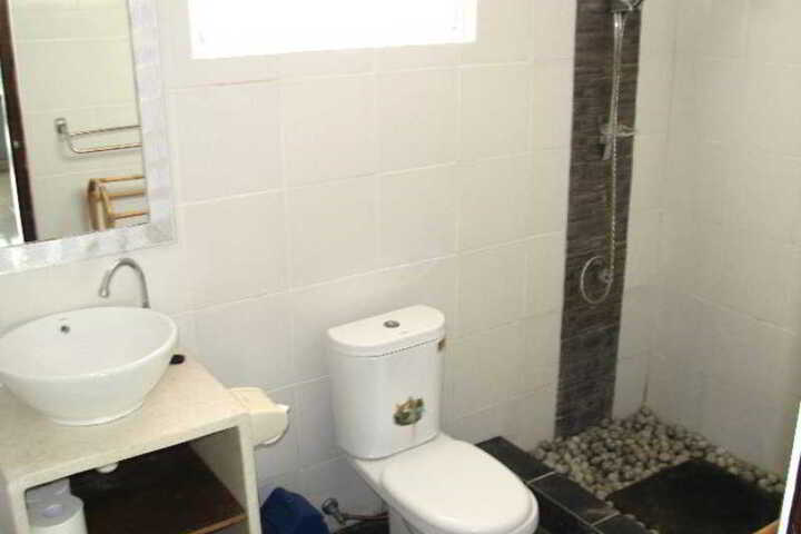 Room 17 of 24