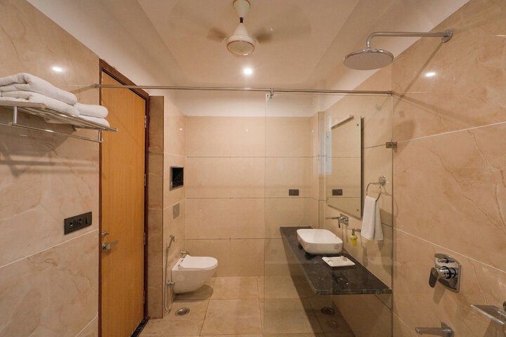 Room 14 of 45