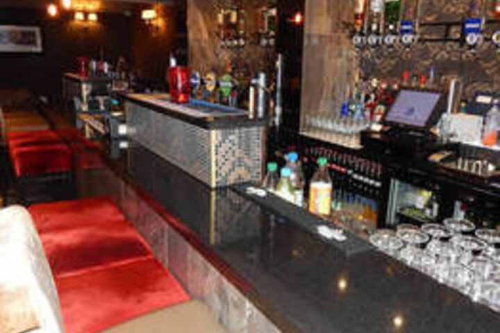 Lounge 60 of 110