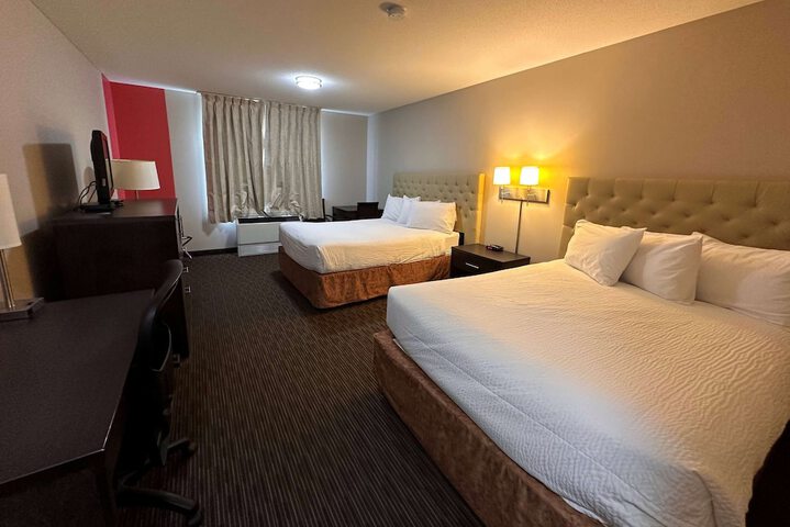 Room 13 of 65