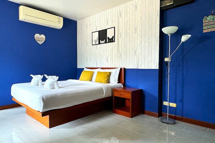 Room 14 of 79