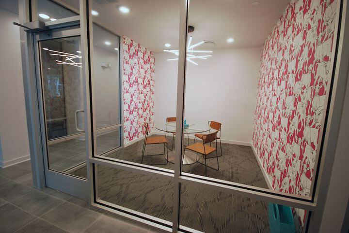 Room 6 of 201