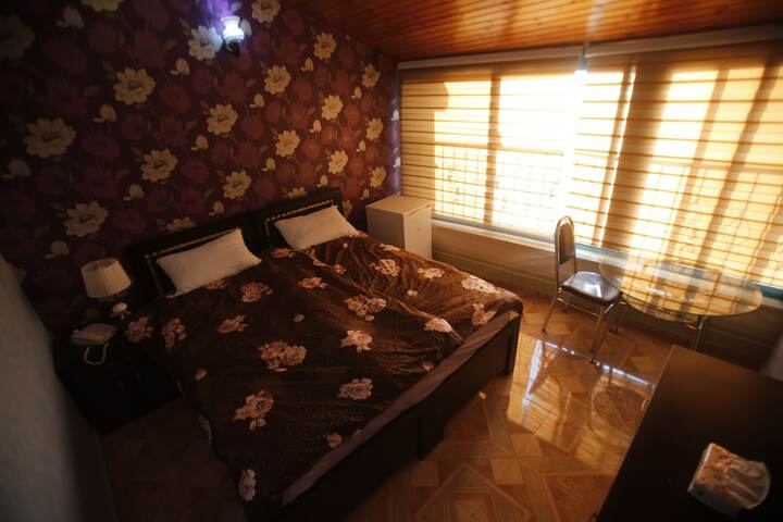 Room 3 of 26