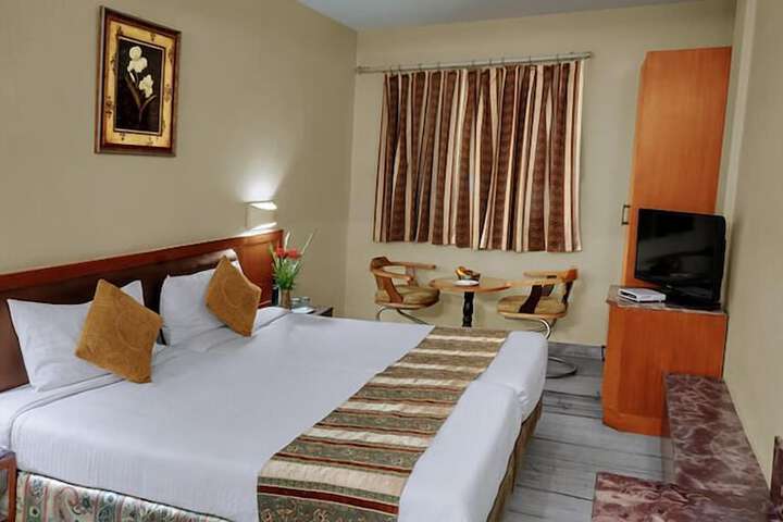 Room 3 of 19
