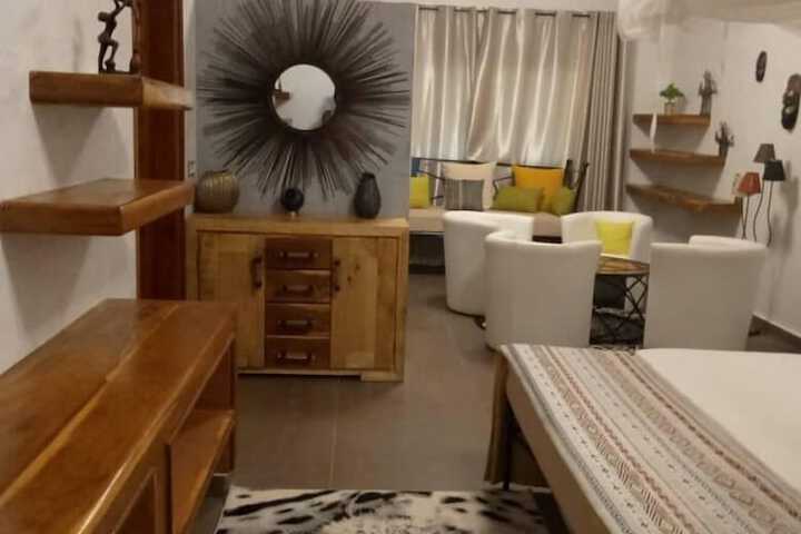 Room 11 of 35