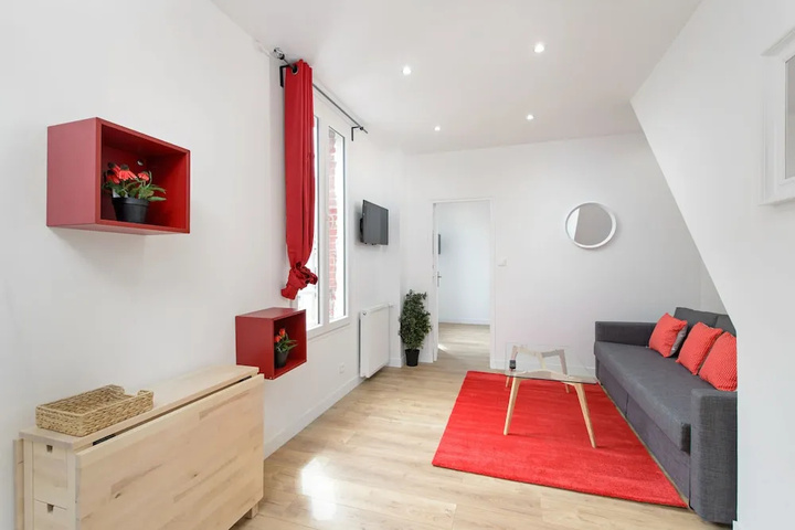 Room 4 of 20