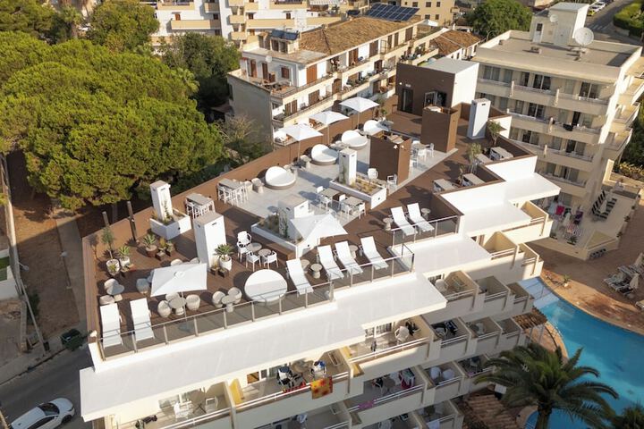 Terrace/Patio 95 of 98