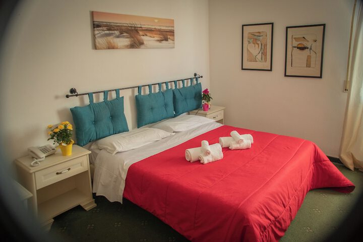 Room 17 of 57