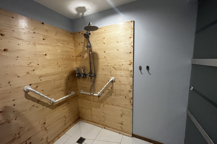 Room 41 of 50