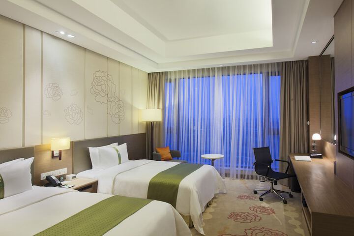 Room 16 of 89