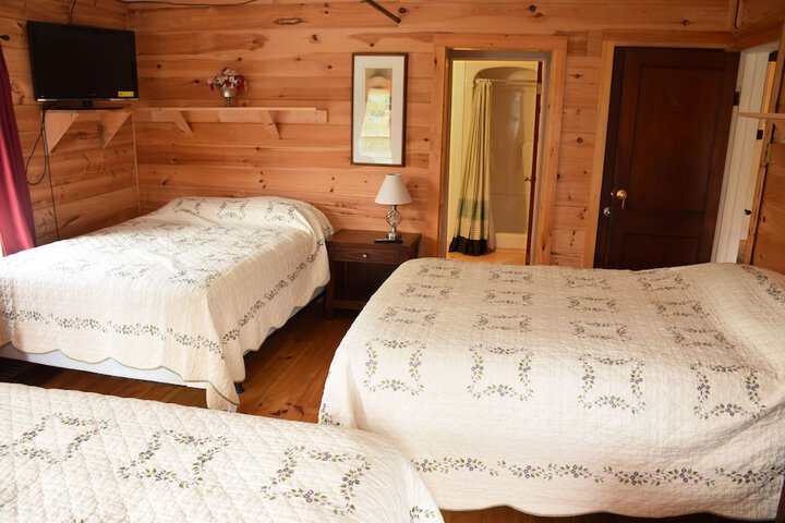 Room 18 of 34