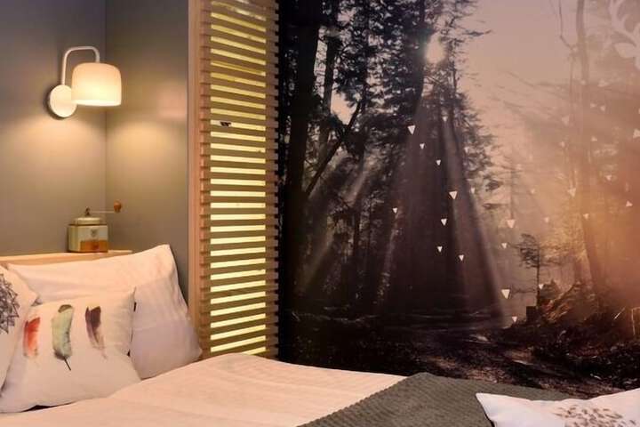 Room 2 of 43