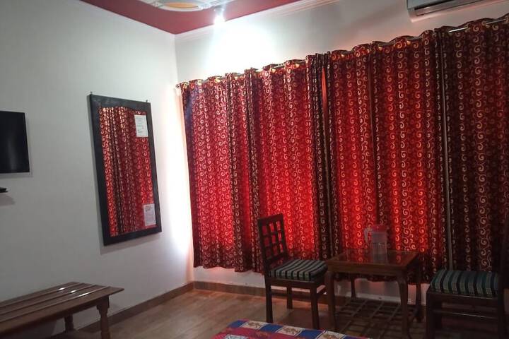 Room 18 of 26