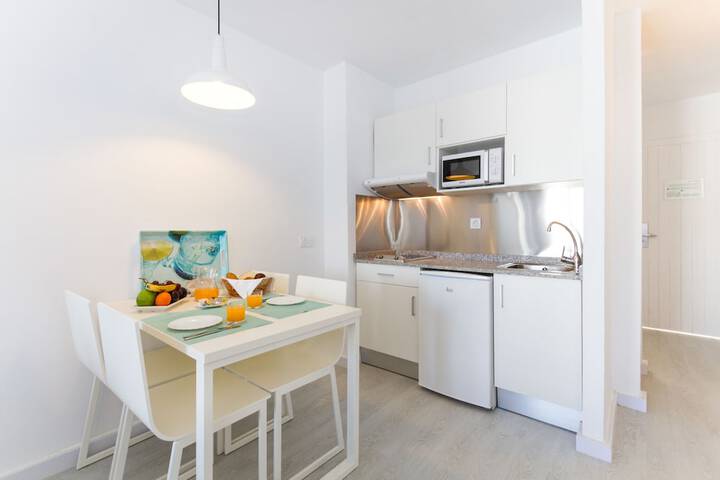 Private kitchenette