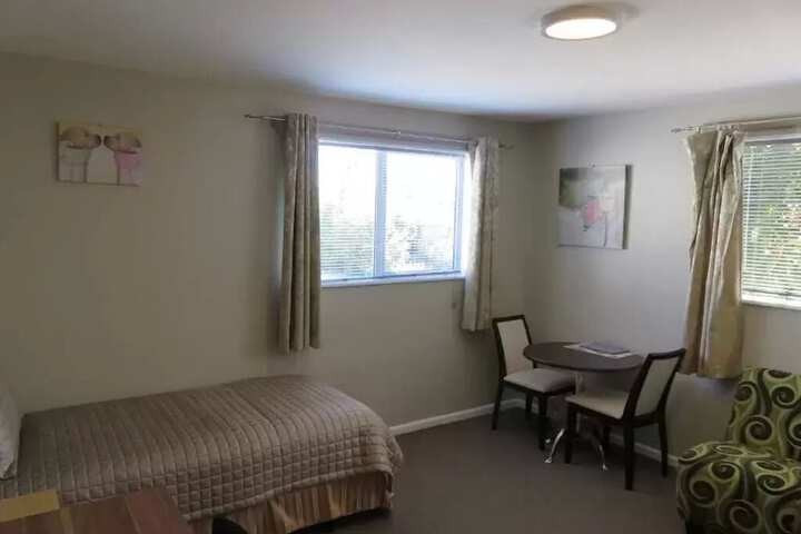 Room 16 of 41
