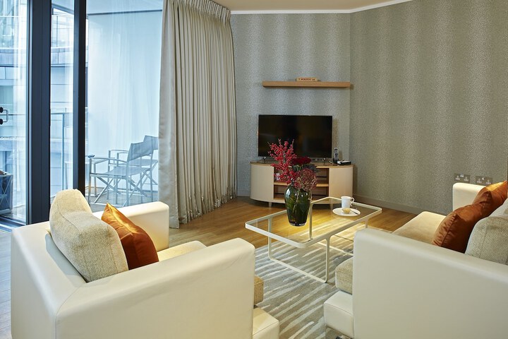 Room 43 of 78