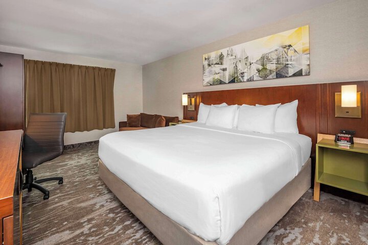 1 King Bed Upgrade (7 of 21)