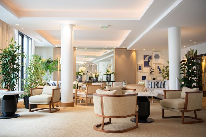 Hotel Interior 4 of 81