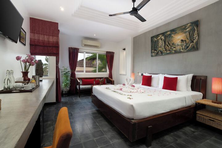 Room 20 of 132