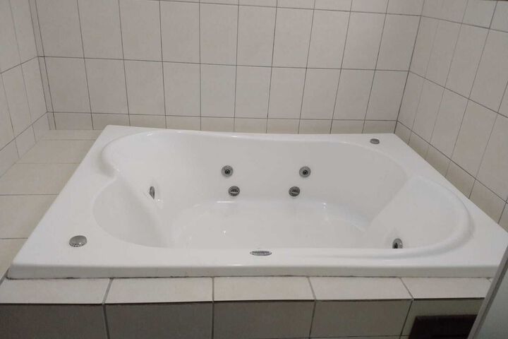 Bath Interior
