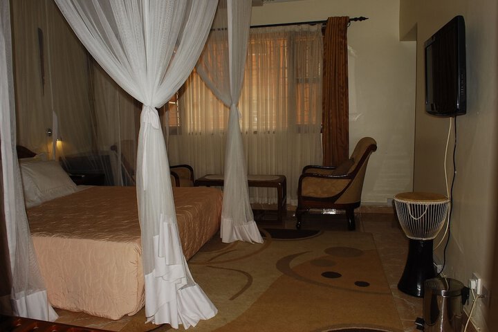 Room 52 of 130