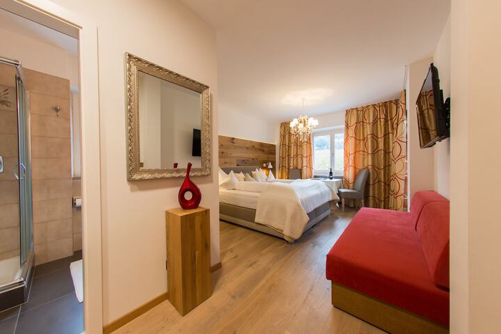 Room 8 of 41