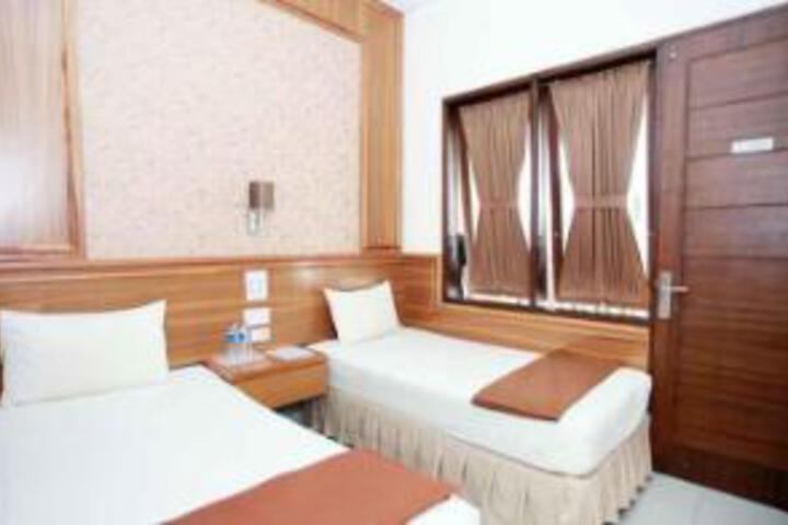Room 14 of 14