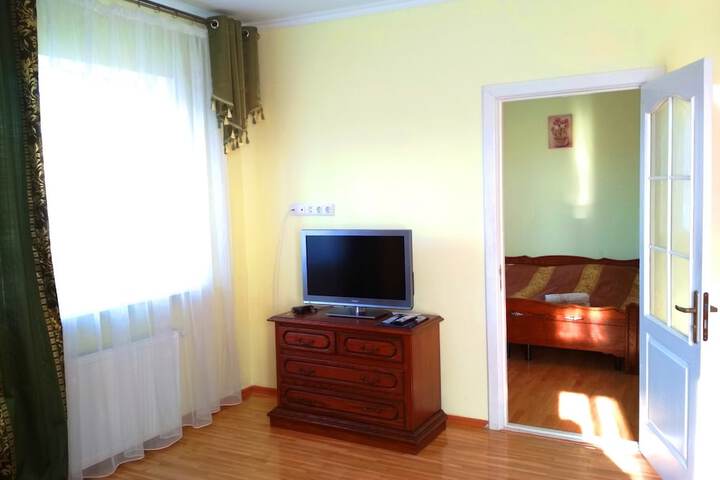 Room 13 of 24