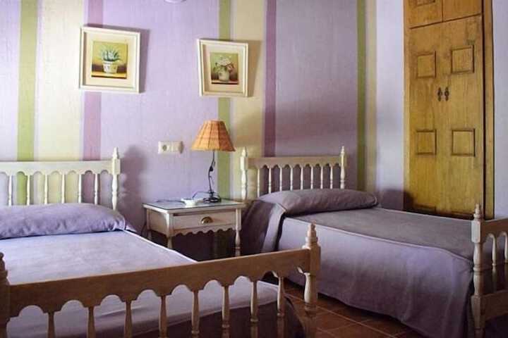 Room 15 of 49