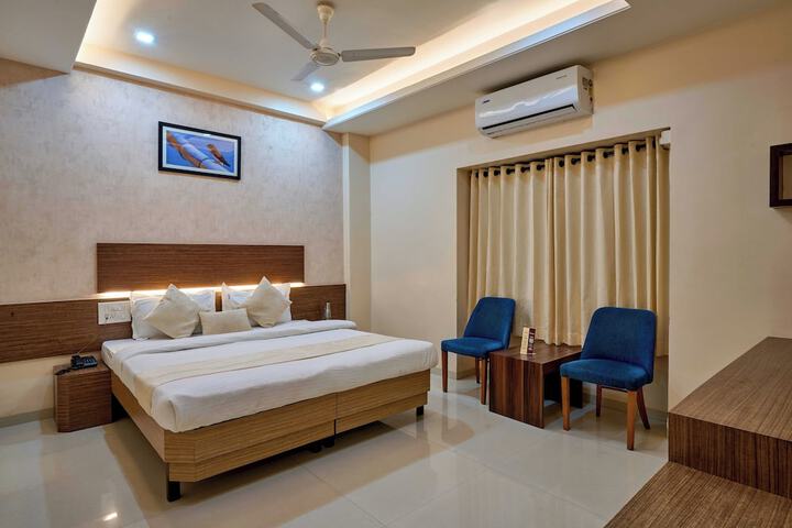 Room 42 of 54