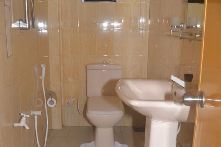 Room 20 of 40