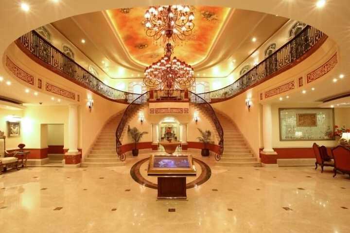 Hotel Interior 4 of 42