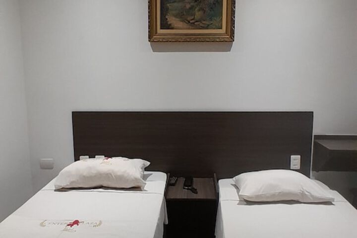 Room 13 of 47