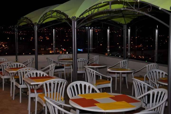 Terrace/Patio 21 of 22