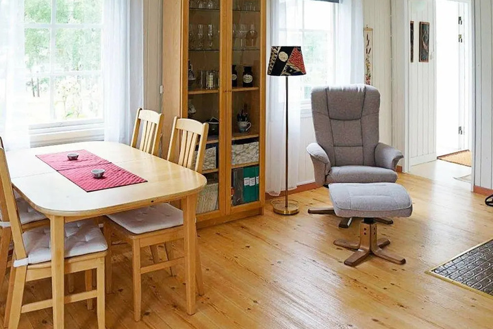 Room 3 of 15