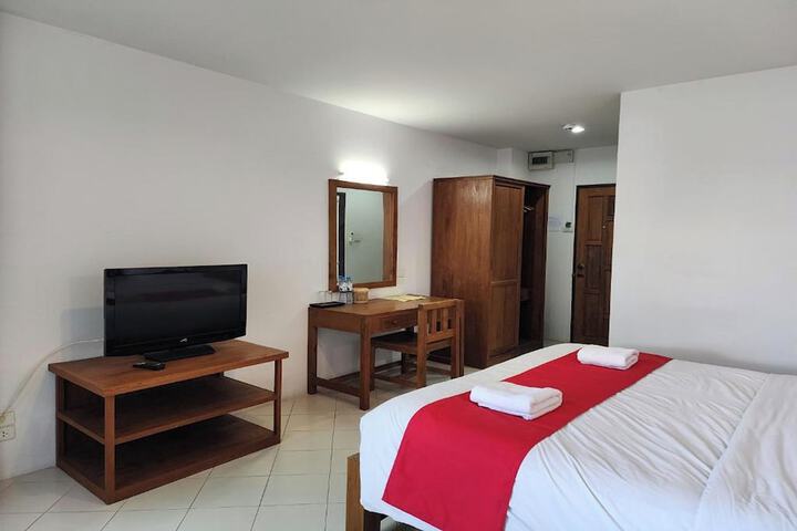 Room 6 of 45