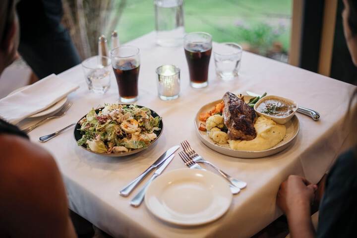 Dining 80 of 126