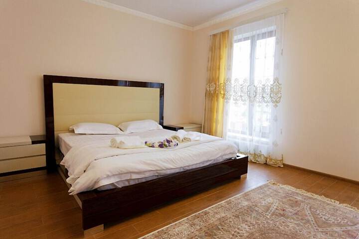 Room 15 of 43