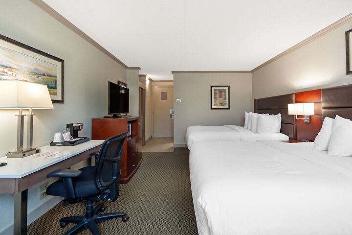 Room 10 of 50