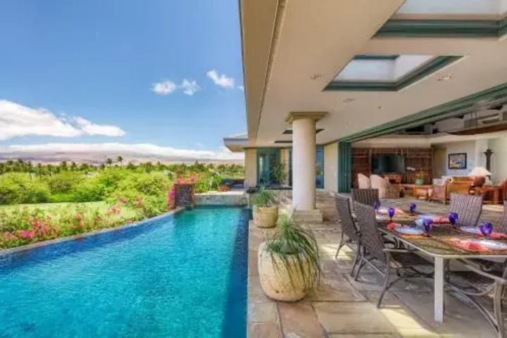 Pool 6 of 10