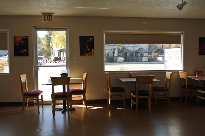 Breakfast area