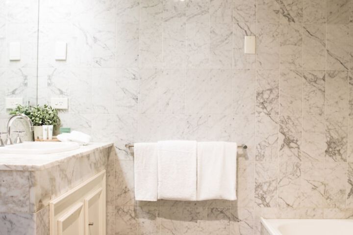 Clean Restrooms