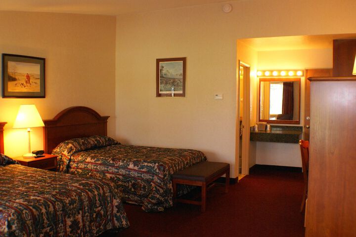 Room 3 of 62
