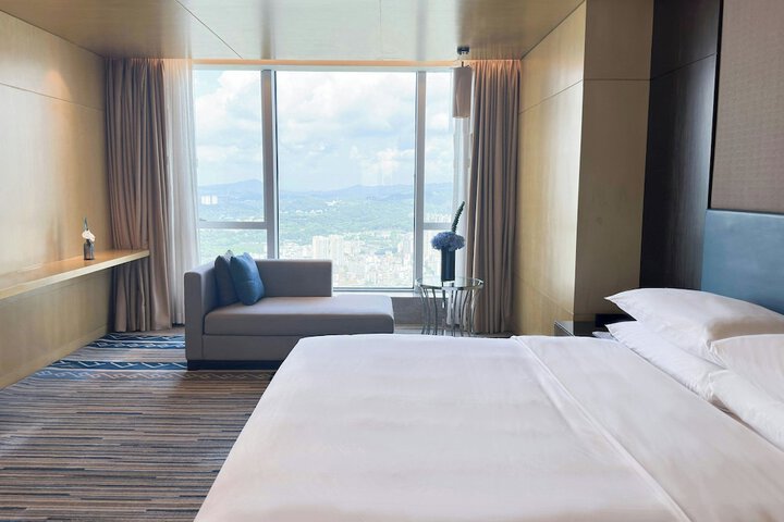 Room 35 of 110
