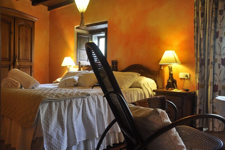 Room 8 of 65